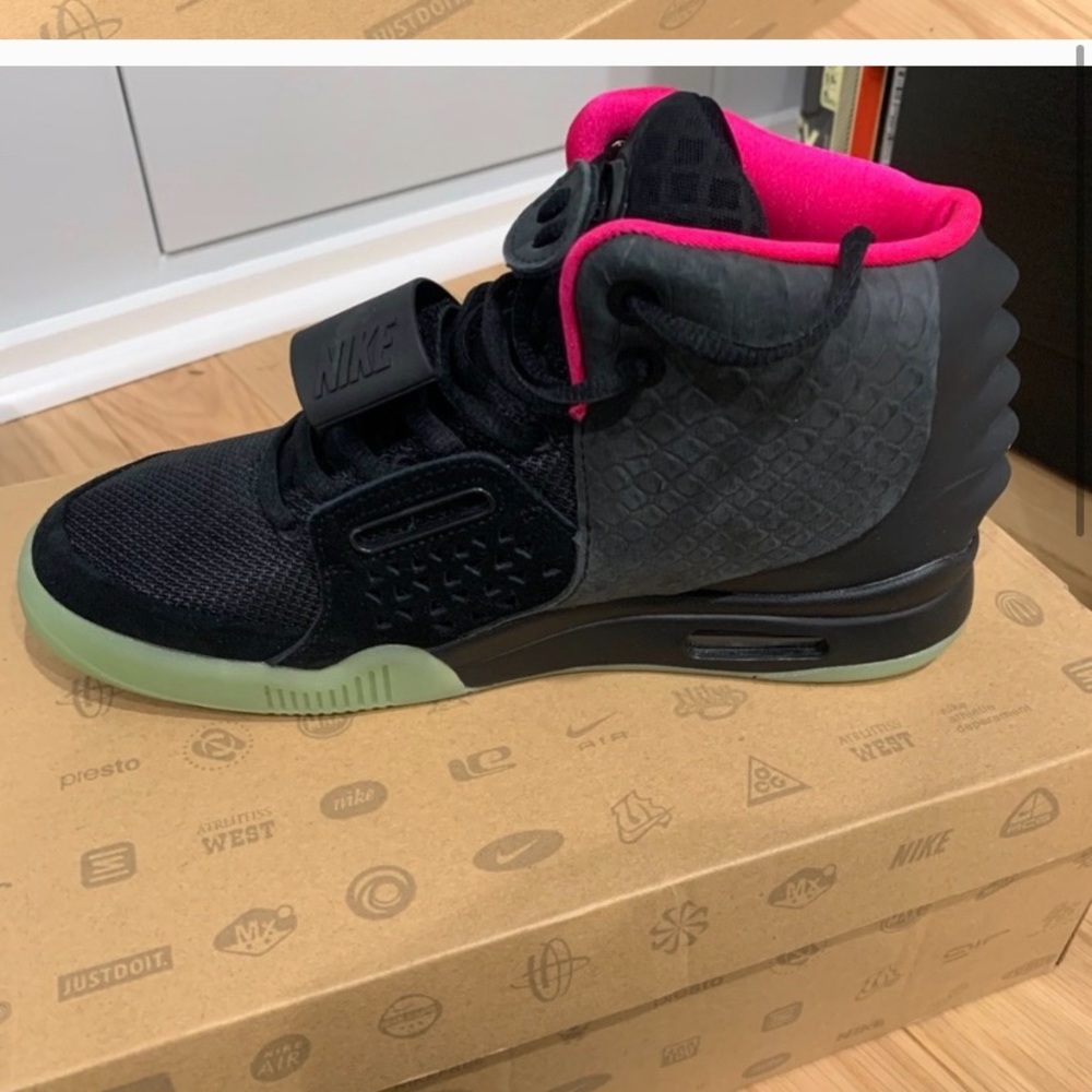 Yeezy sneakers - Picture 3 of 13